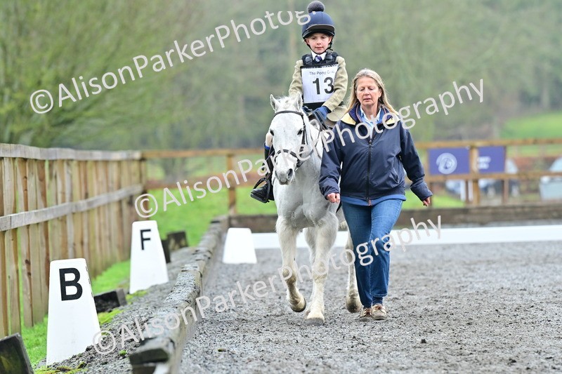 20260125-0898 - Class 9a - Walk Trot Assisted