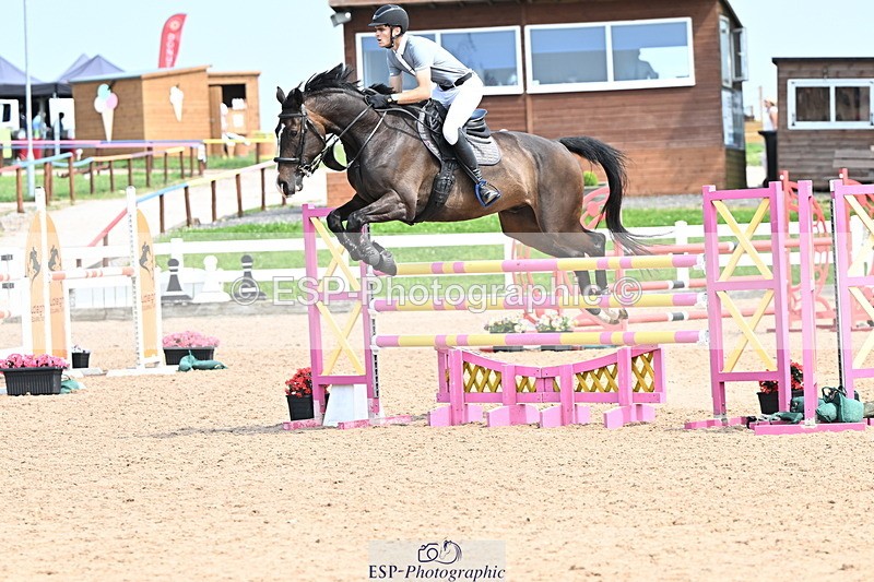 240801A-145306-02200 - Cls 12 Snr Newcomers