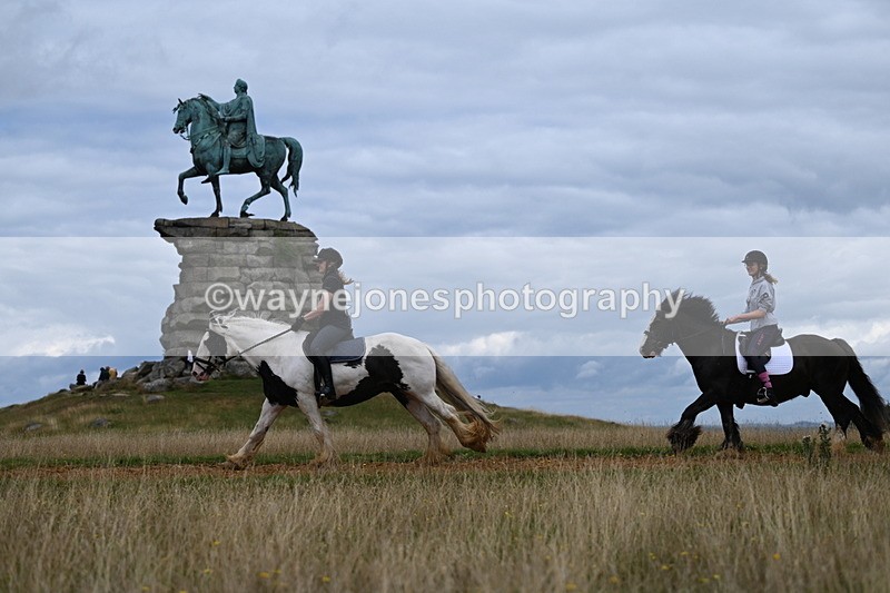 DSC_6665 - Time at Statue 12:45 to 13:15