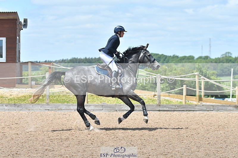 240609A-122021-05126 - Cls 18 Snr Newcomers and 1.10m Open