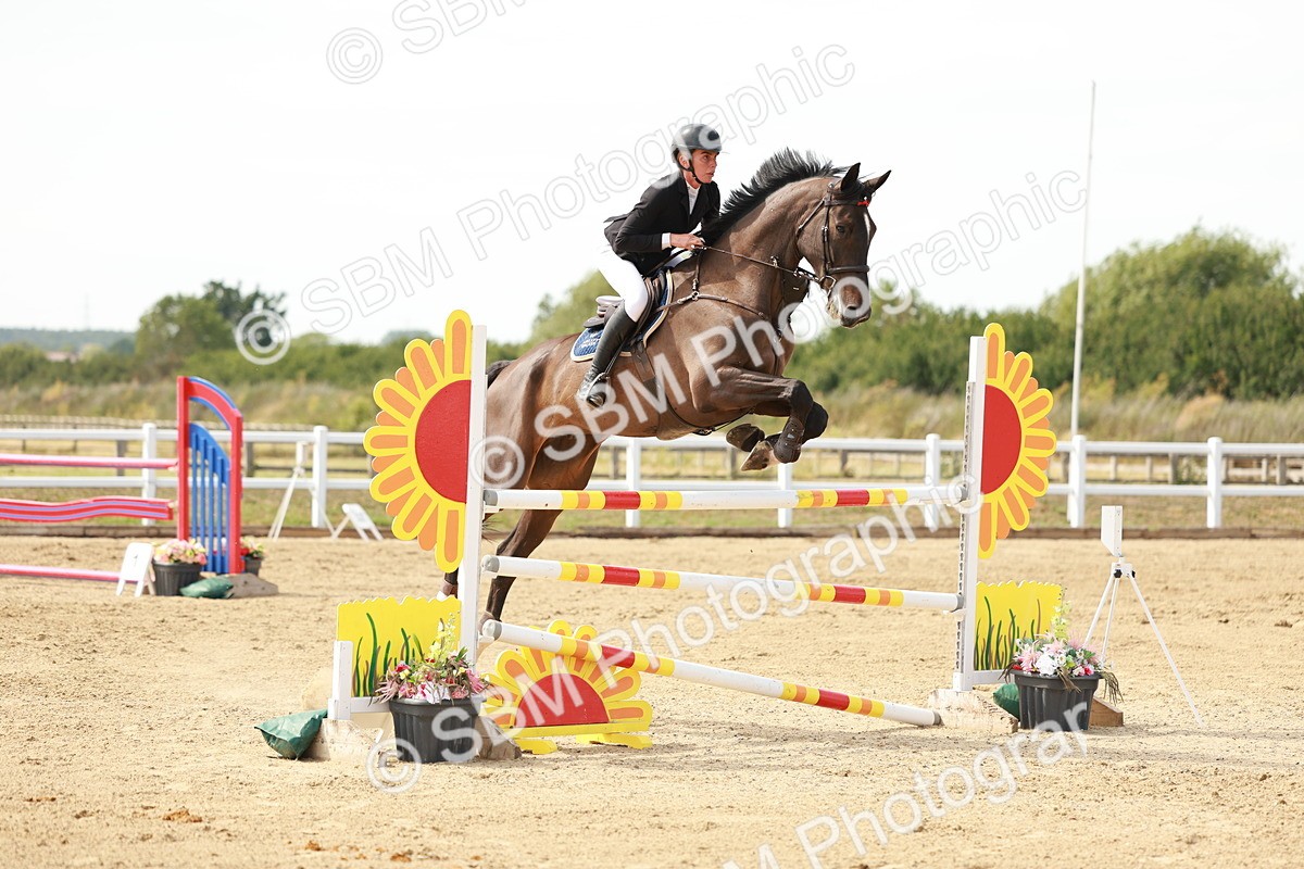 SBM_008156 - Class 4 - Senior Foxhunter - 1.20m Open