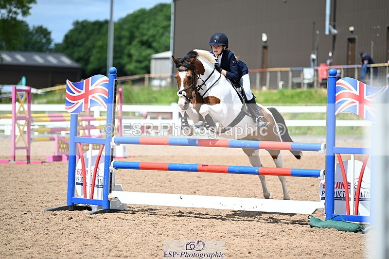 240608A-150953-01561 - Cls 11 Pony Newcomers and 1m Open