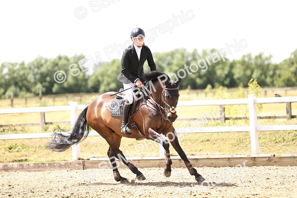 SBM_003839 - Class 22 - Senior Foxhunter 1.20m