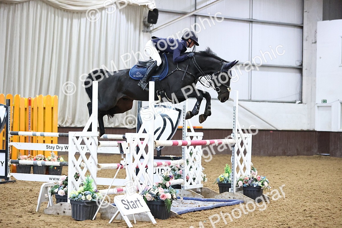 SBM_003353 - Class 11 - Senior Newcomers 1.10m