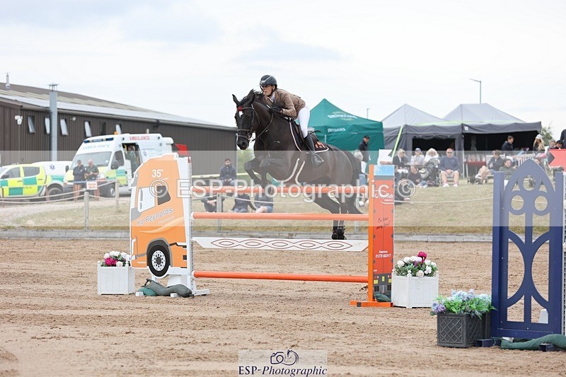 250719-174328-17456 - Cls 7, 3 Star Big Tour Break to End