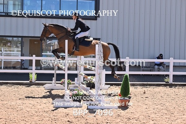 BPP_7096 - CLASS 14 FRI Nupafeeds Senior Dicovery/1m open