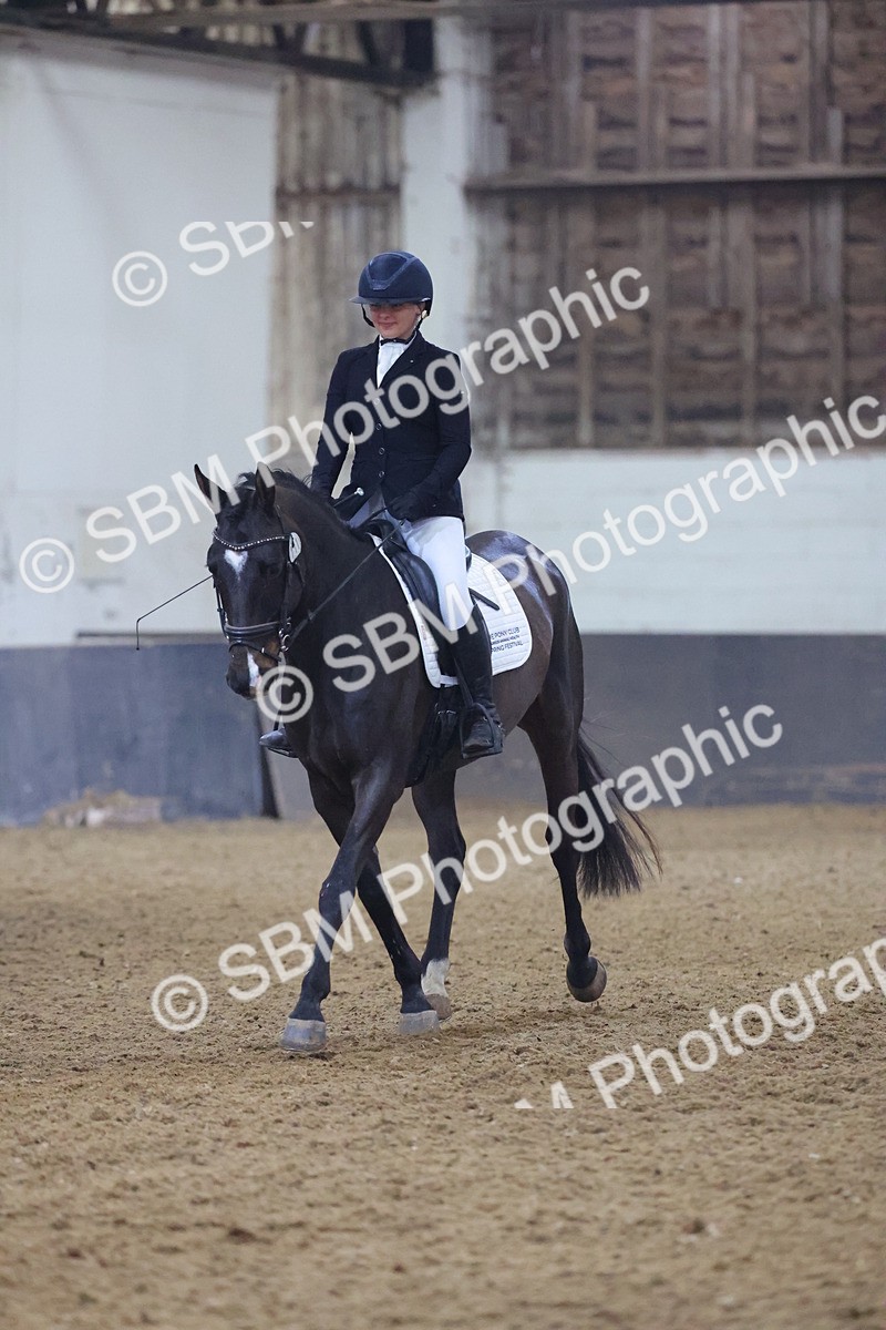 SBM_003128 - Class 9-10 - MQ U21 Open Novice 1