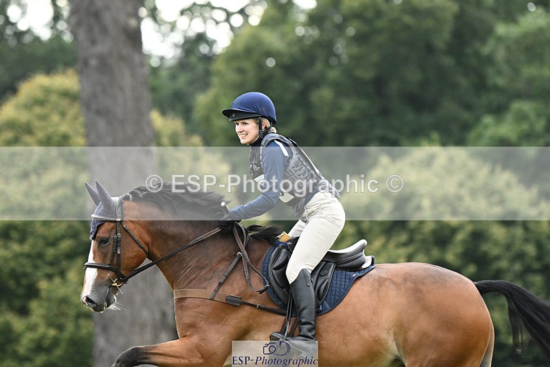 240825X-180718-38137 - 80cm XC 17.30 to End