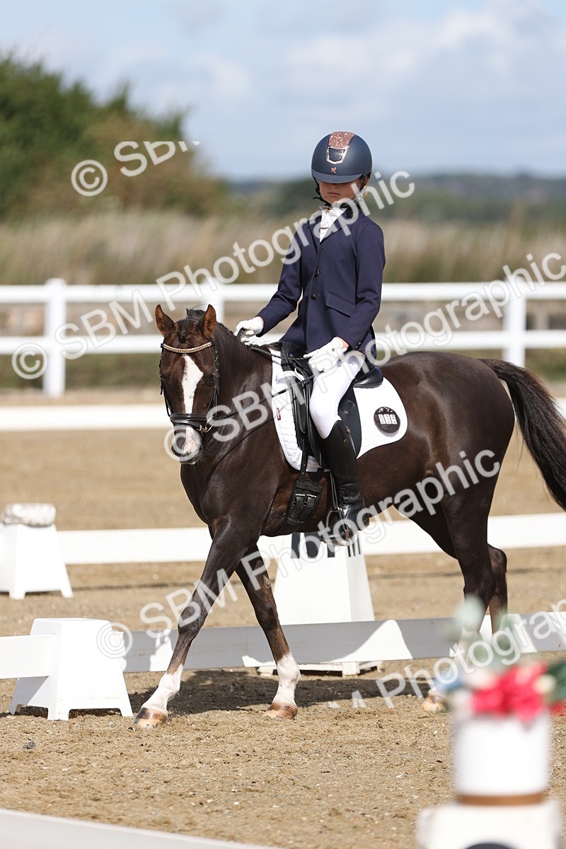 SBM_001296 - Class 2 - Intro 4 Champs - 10.56-11.44