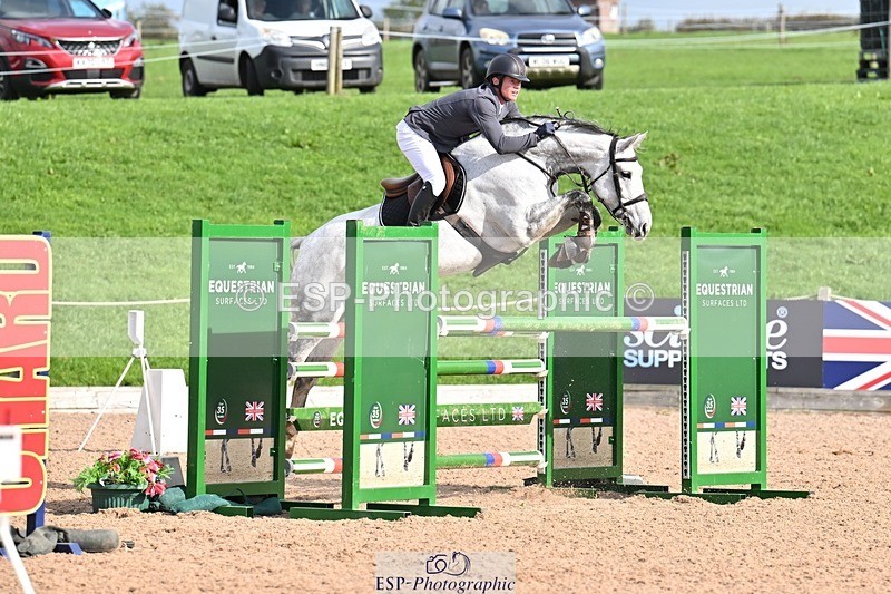 251005-114857-03014 - Cls 18 National 1.30m