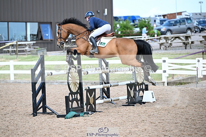 240605A-145302-00813 - Cls 4 Newcomers and 1.10m Open