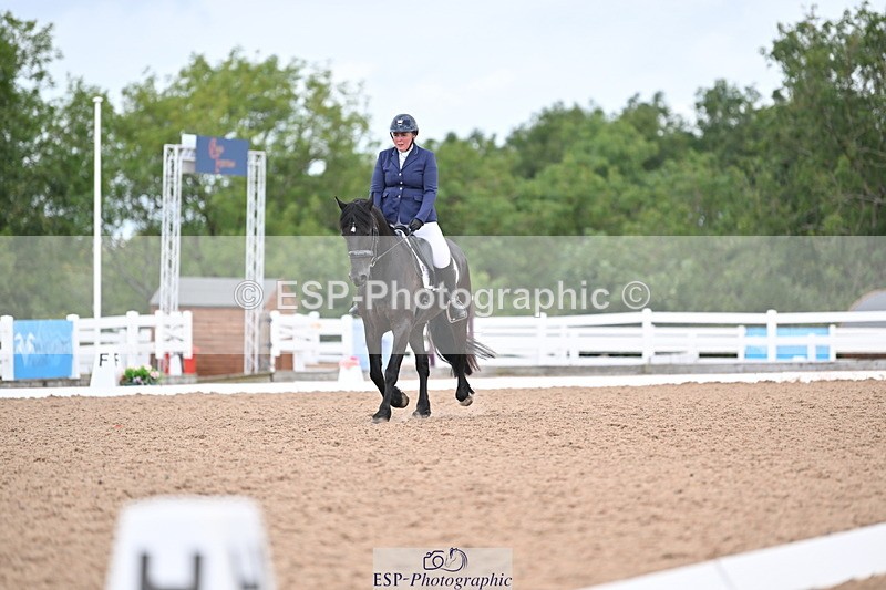 240817A-120629-08192 - 252-Alison.Andrews-Bercoed.Sambo