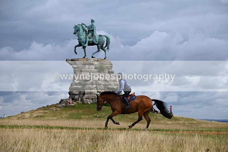 DSC_4490 - Time at Statue 09:50 to 11:09