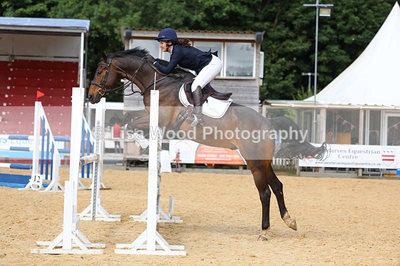 3E7A1585 - Class 13: Senior Newcomers/1.10m open