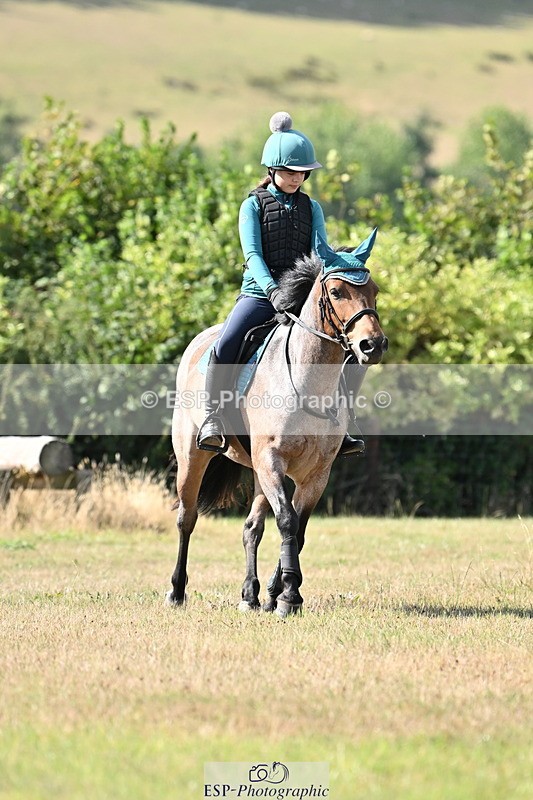 250821B-102552-00118 - Group B - Danielle