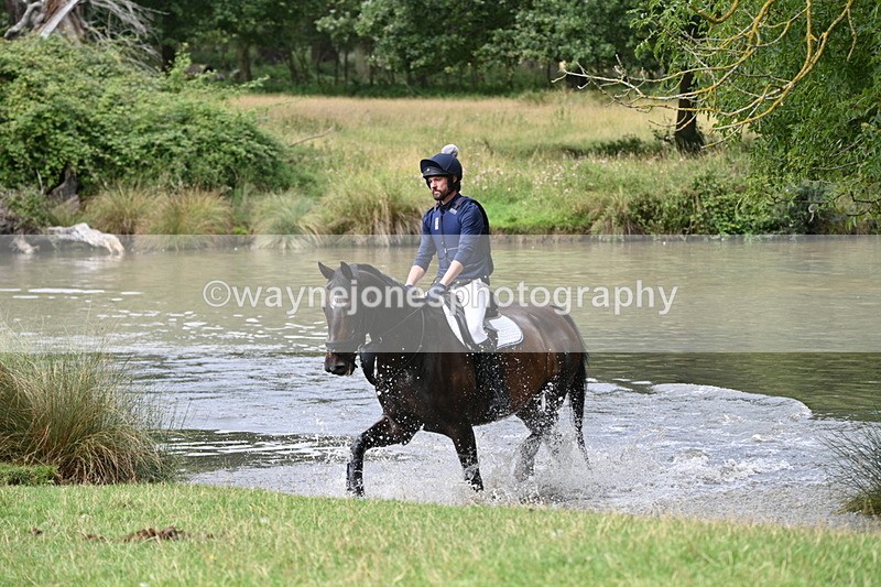 WJ7_2109 - Time at Water 11:14 to 11:36