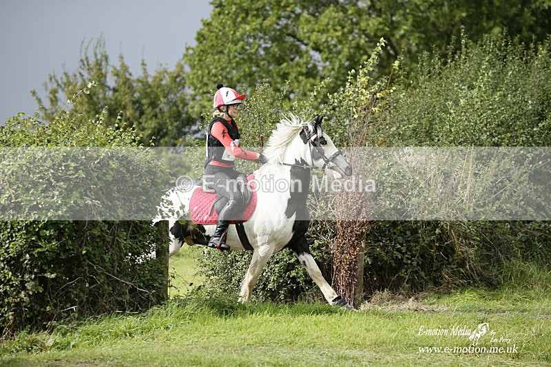  WWHT 031021 3676 - Intermediate Pairs (0.90m) 03/10/21