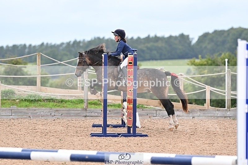 240813-160736-00160 - Clear round & 60cm