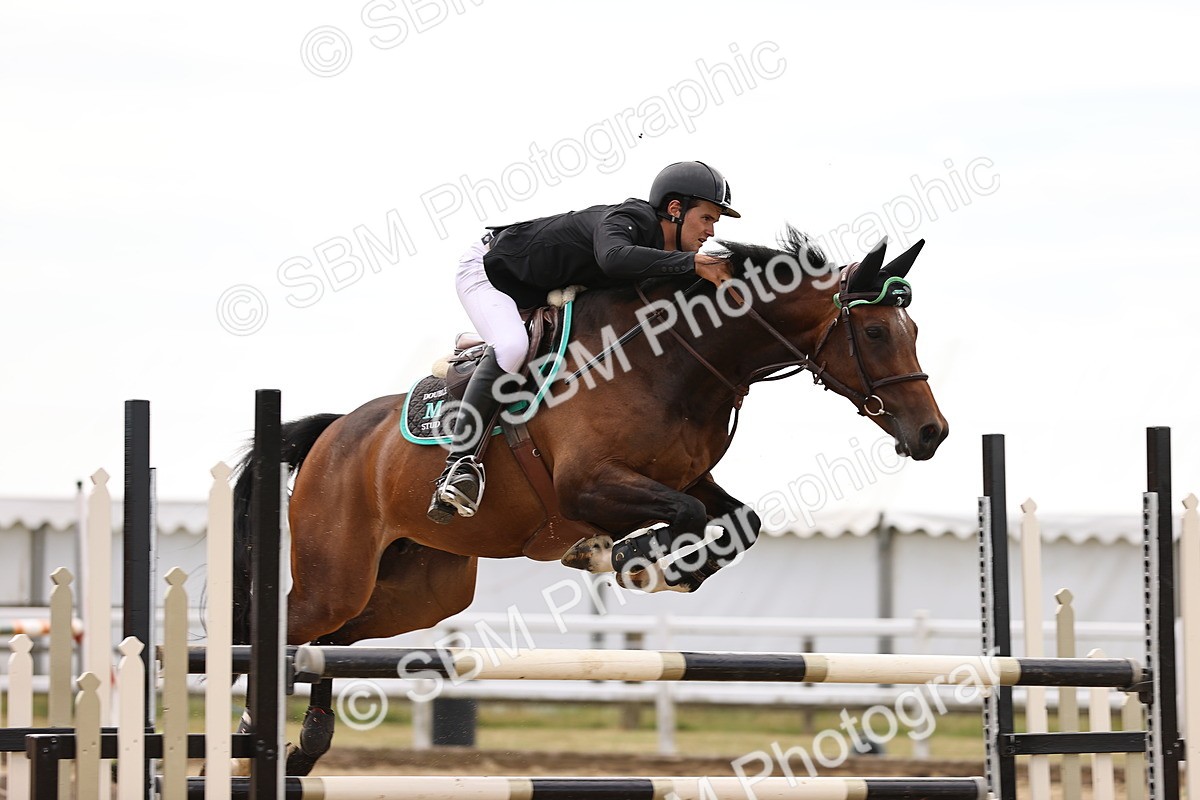 SBM_010456 - Class 9 - Senior Foxhunter - 1.20m Open