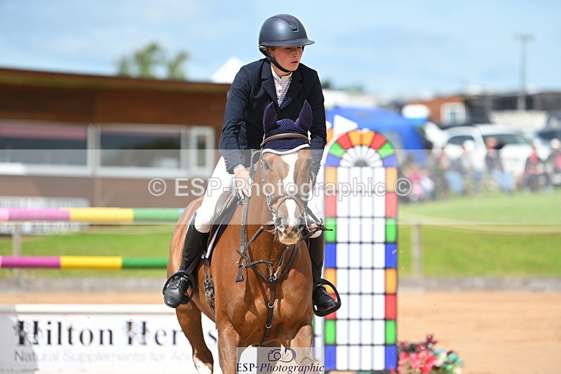 230721A-153257-07299 - Cls 10, 2 Star Big 1.45m Start to break