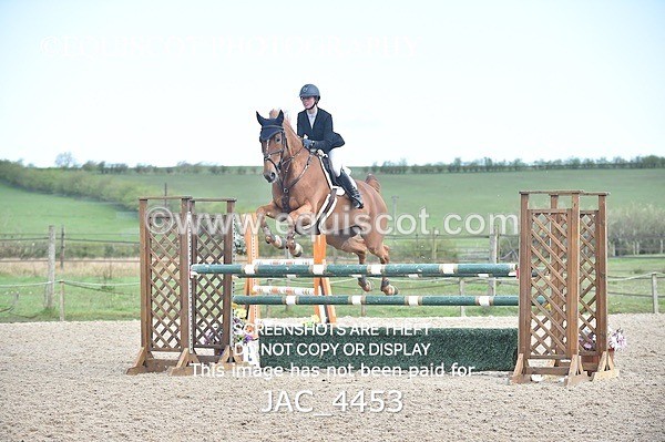 JAC_4453 - CLASS 10 SAT Senior Foxhunter/ 1.20m Open
