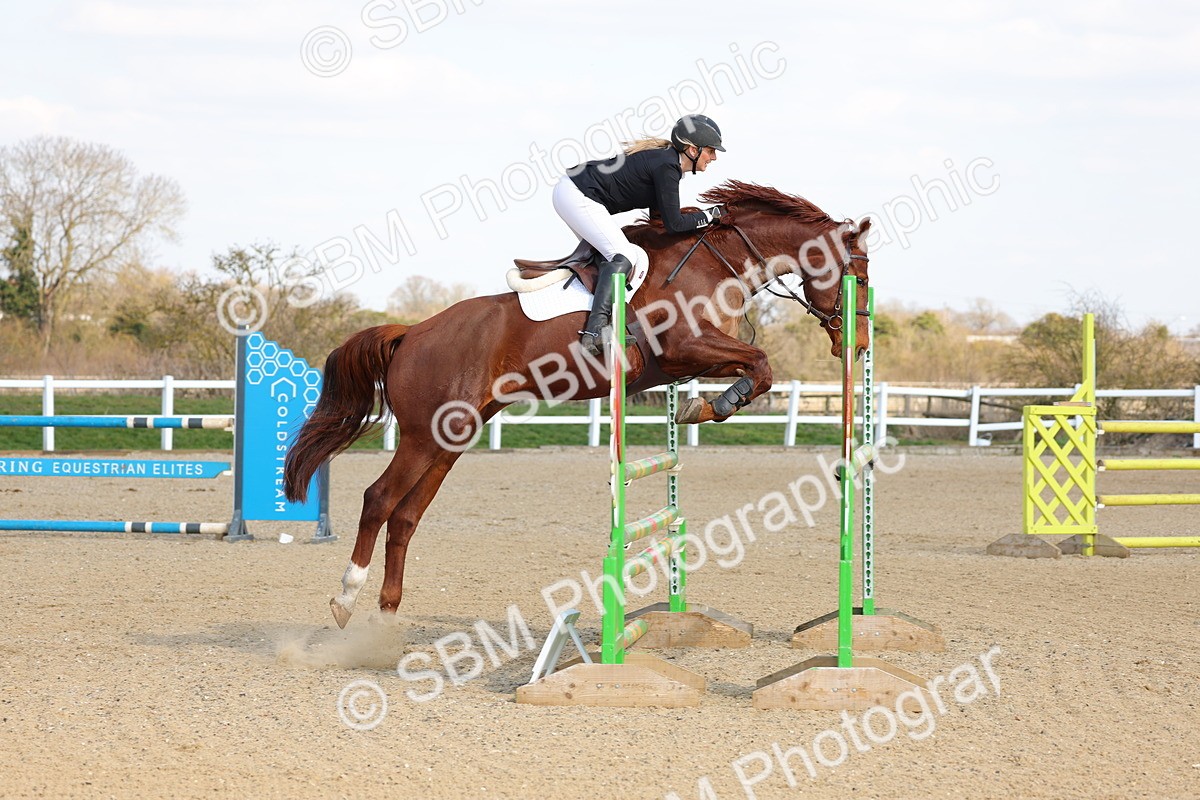 SBM_001474 - Class 4 - Senior Newcomers - 1.10m
