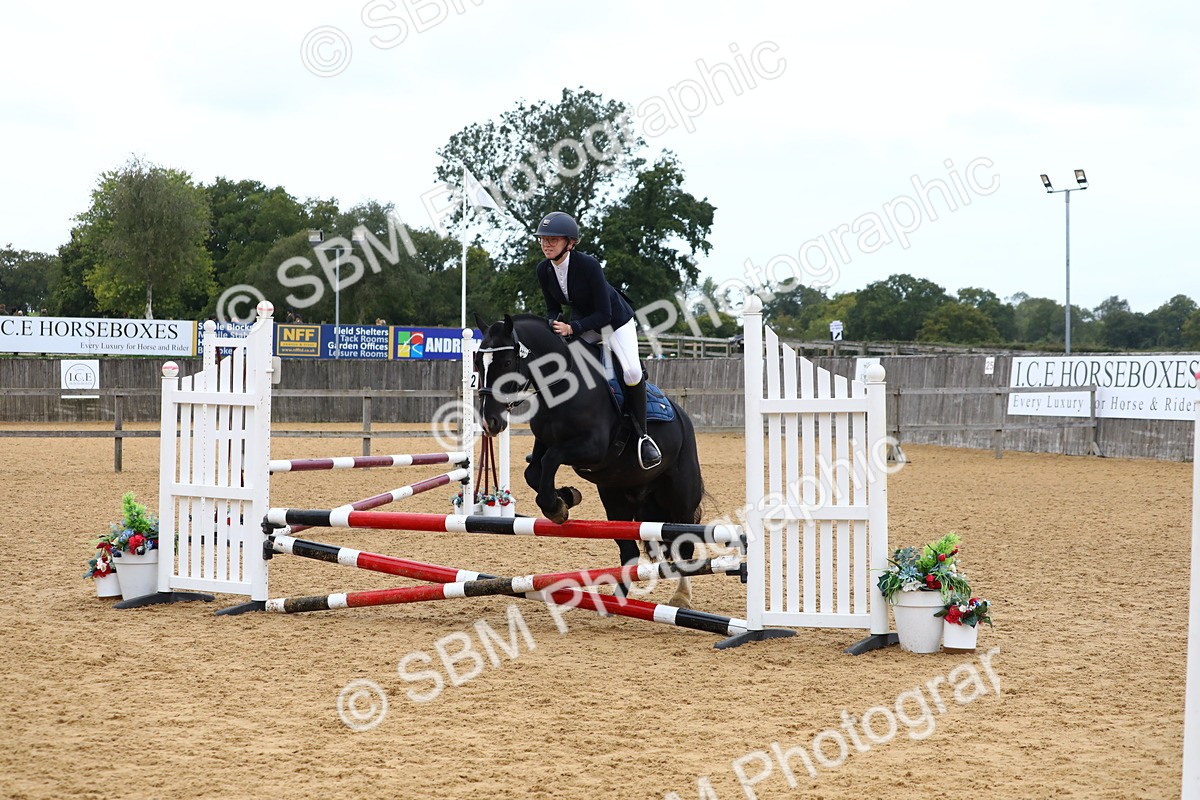 SBM_63986 - J65 - Junior pony 70cm Championship