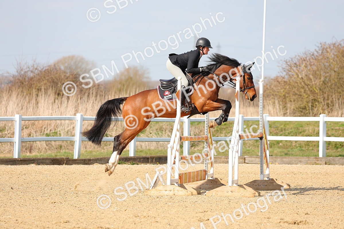 SBM_001523 - Class 4 - Senior Newcomers - 1.10m