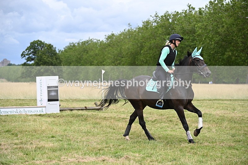 WJ6_4561 - Time at Jump 13:04 to 13:34