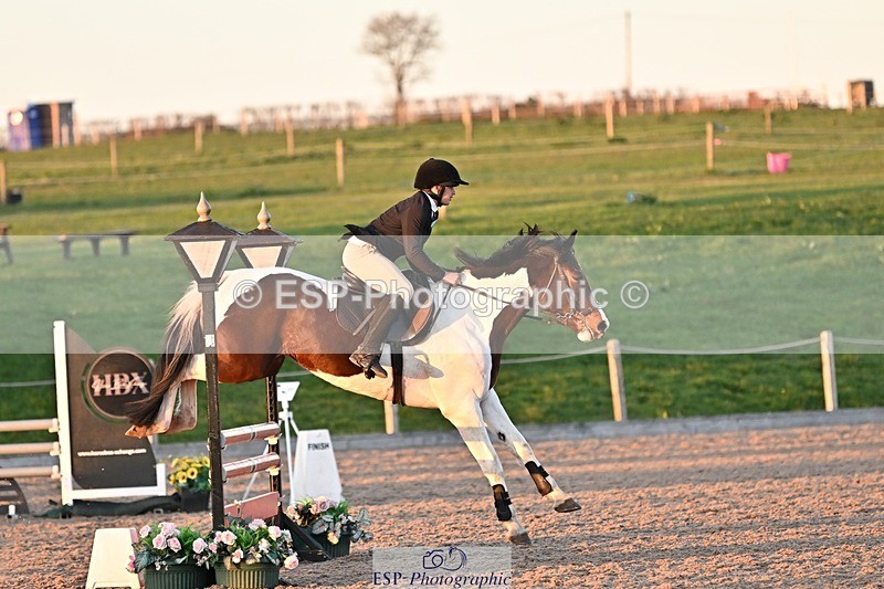 250401-192910-01027 - 90cm Classes