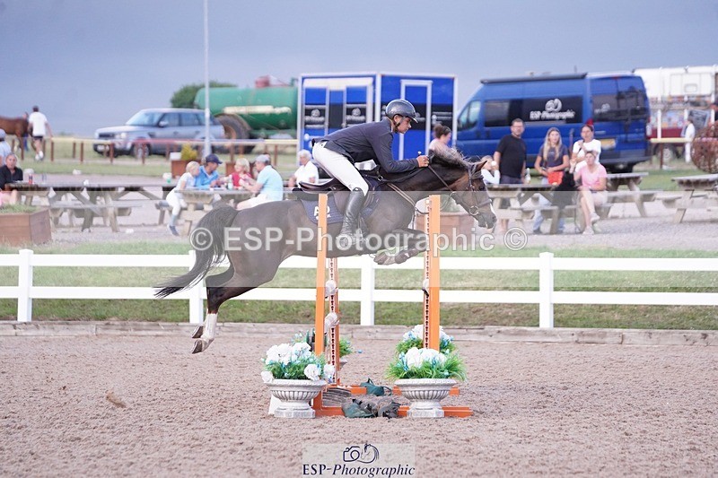250628-202728-08594 - Cls 26 Pony Foxhunter & 1.10m Open