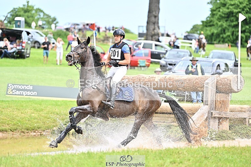 240525-144149-16025 - 201-PRIMITIVE_FUNTIME-Roberto_Scalisi