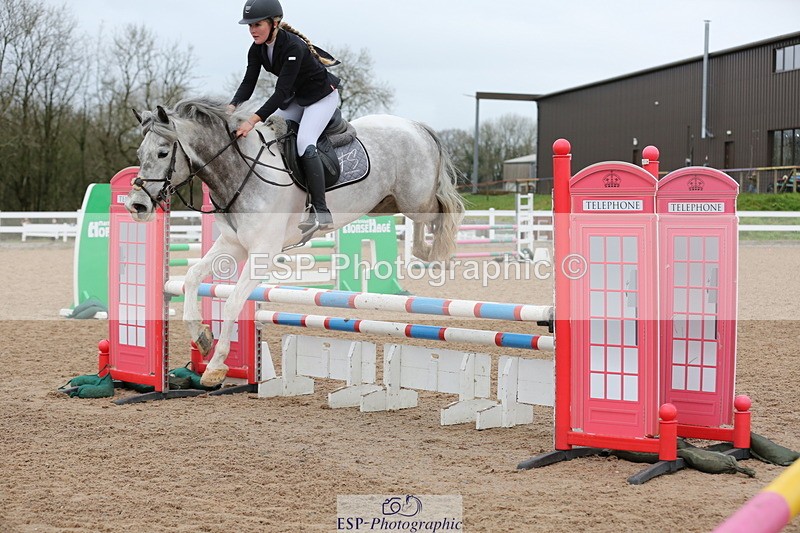 240211A-105205-02255 - Cls 4 Pony Discovery & 90cm Open