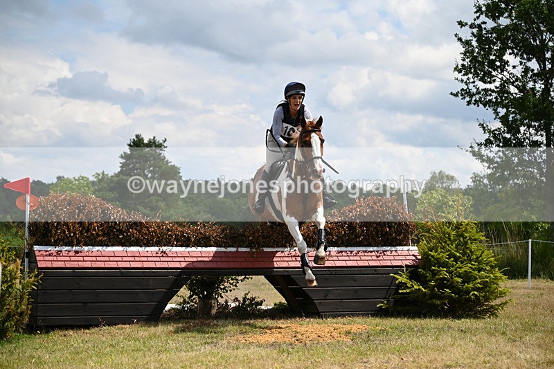 WJ6_6394 - Time 13:29pm to 13:53pm