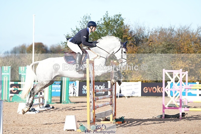 251108-103458-02186 - Cls 11 Snr 1.05m Open