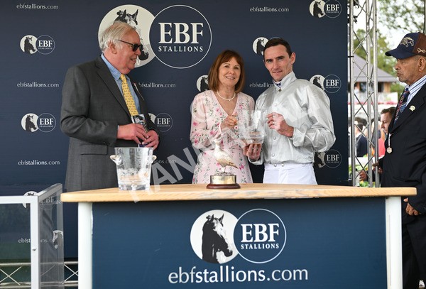 210825-193 Charlottes Web - Race 5 4.10pm British EBF & Sir Henry Cecil Galtres Stakes