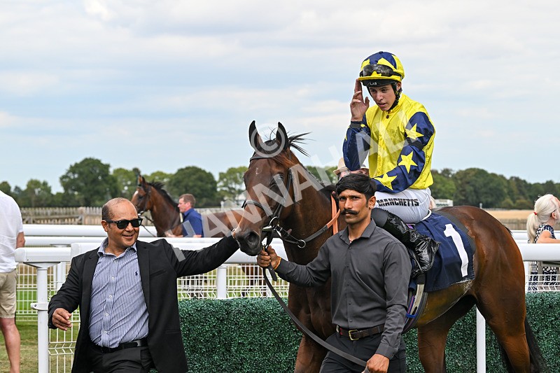 140825-Race 2-Lady Britain-0699 - Race 2