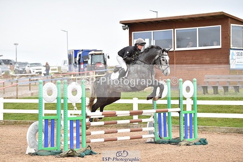 240327A-123234-00398 - Cls 4 Newcomers and 1.10m Open