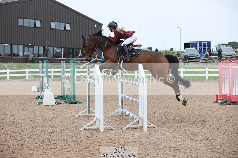 241101A-131326-02004 - FRI Cls 6 Foxhunter and 1.20m Open