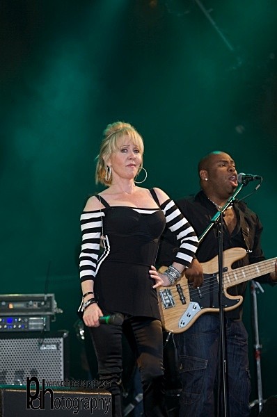 Lulu - Glastonbury IMG_3025 - Lulu & Band