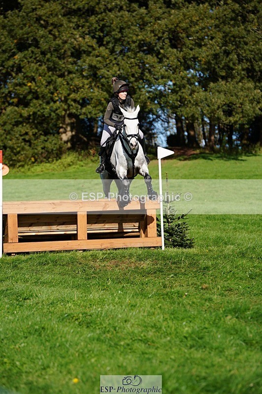241026-115710-13162 - 389-Sophie.Hilliard-SILVER.LEADER