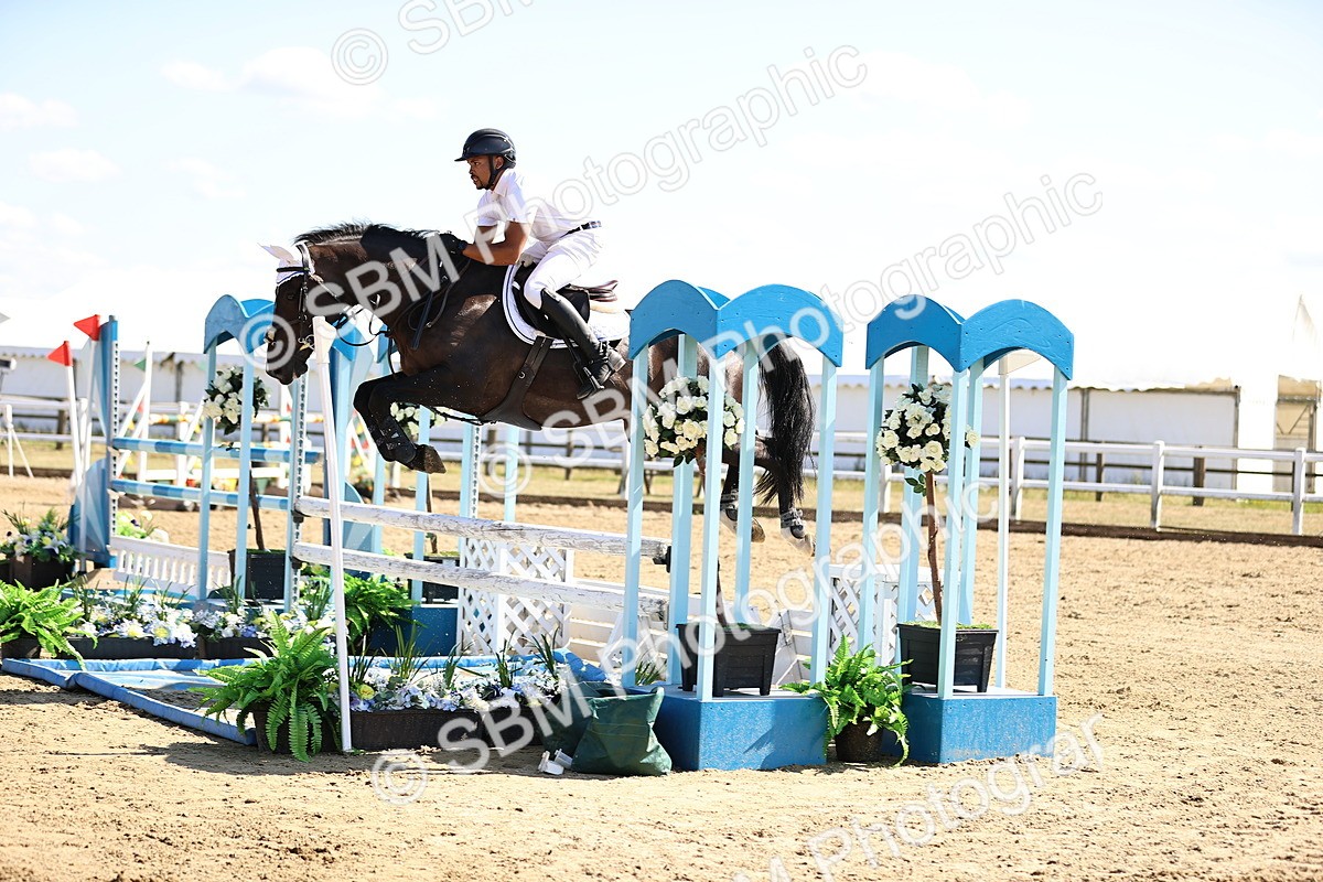 SBM_015562 - Class 16 - Senior foxhunter - 1.20m Open