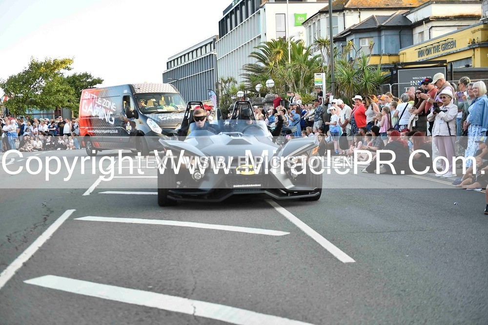 SH4_3943 - Carnival Procession.