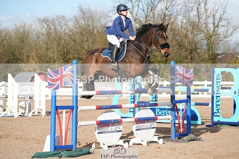 251108-132206-02707 - Cls 13 Foxhunter and 1.20m Open
