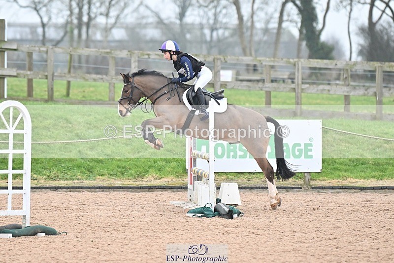 250118-134130-01279 - Cls 3A&B 90cm 13.20 to Coursewalk