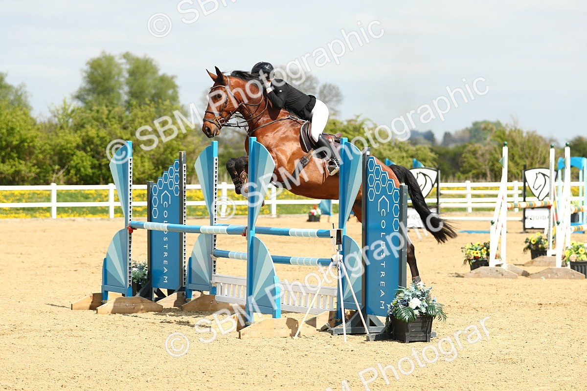 SBM_001228 - Class 4 - Senior Newcomers 1.10m