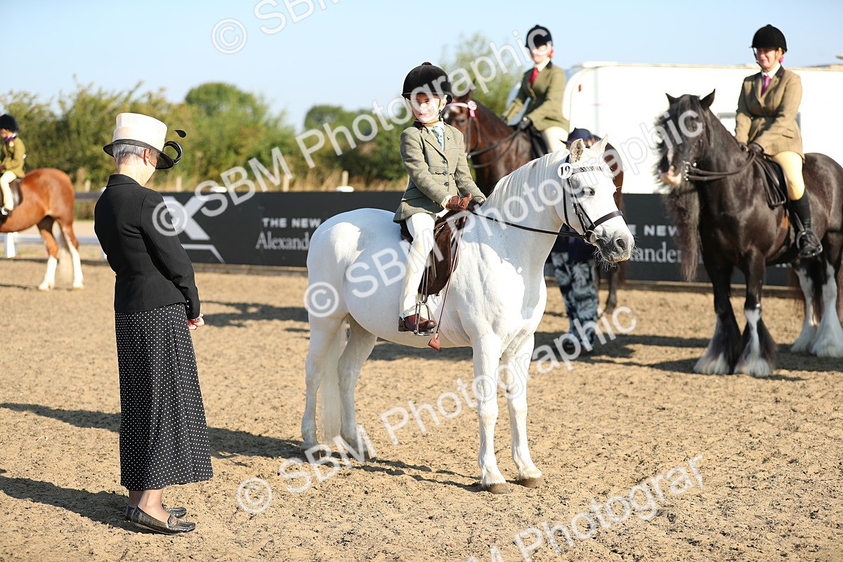 SBM_00404 - Class 41 Best Turned Out Ridden