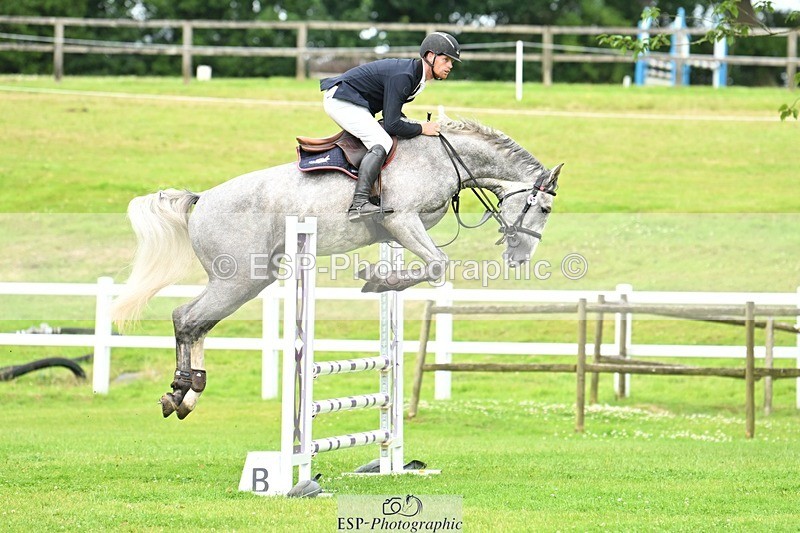 240712-154534-34970 - Cls 204 4 Yr Old Qu