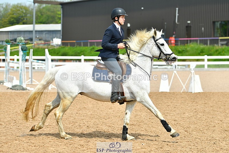 230514A-134010-03016 - Cls 25 Pony Foxhunter & 1.10m Open