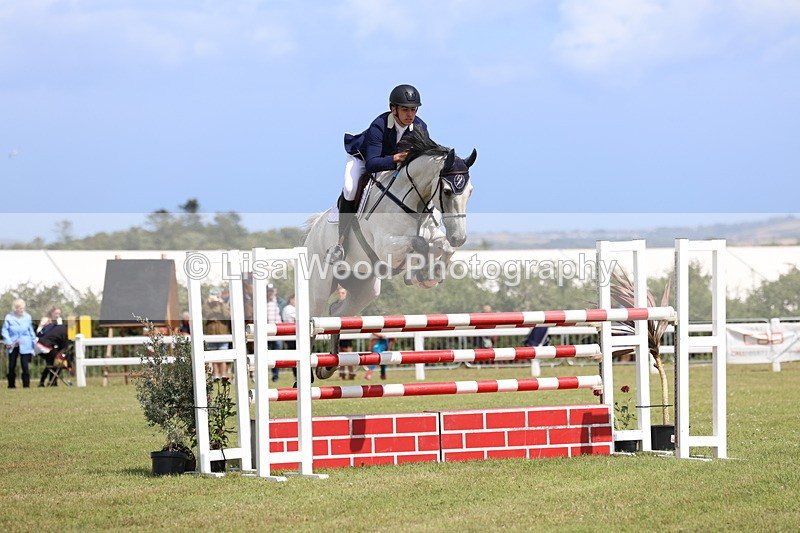 3E7A3006 - Class A: Showjumping Senior Open 1.25